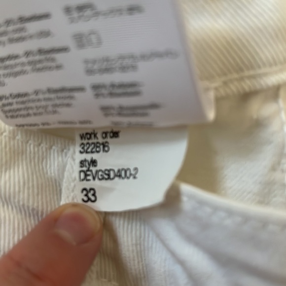 White jeans - Picture 16 of 16